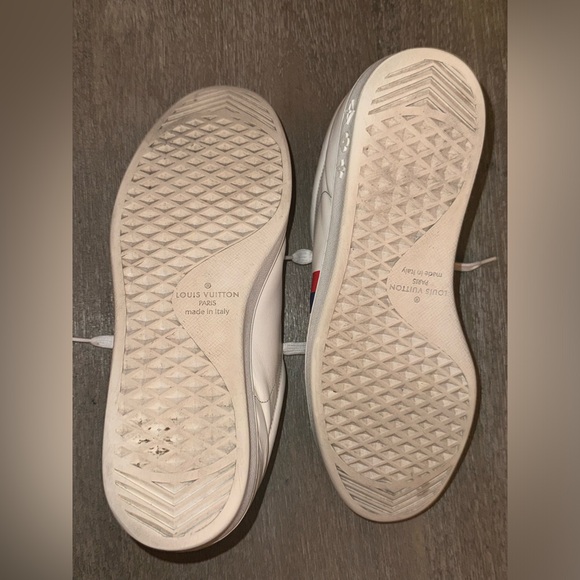 CYBER SALE | Louis Vuitton White Leather LV & Monogram Trainers - Picture 10 of 10